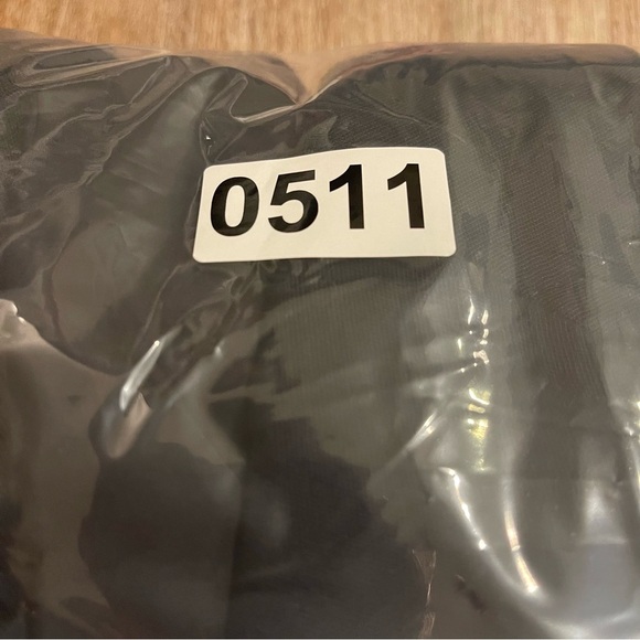 Talbots Blazer Women’s 14 Navy Logo Patch Buttons Preppy Classic Academia Office - Picture 11 of 11